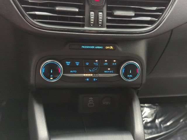 Used 2025 Ford Escape ST-Line AWD/4WD image 18