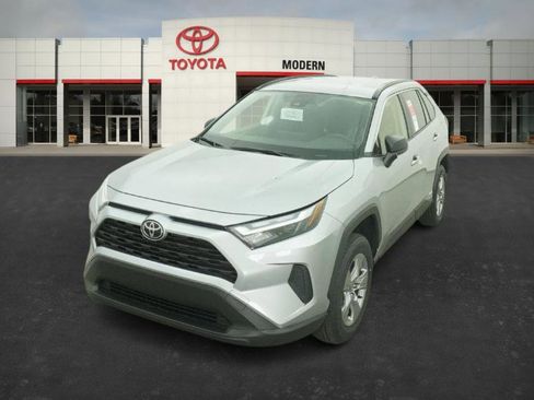 New 2025 Toyota RAV4 LE image 5