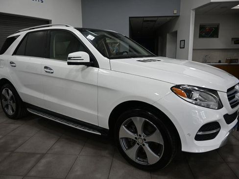 Used 2019 Mercedes-Benz GLE 400 4MATIC w/ Premium 1 Package image 7