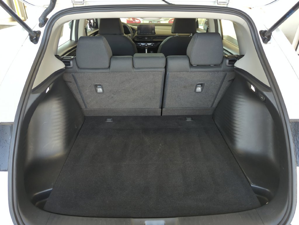 Used 2023 Honda HR-V LX image 27