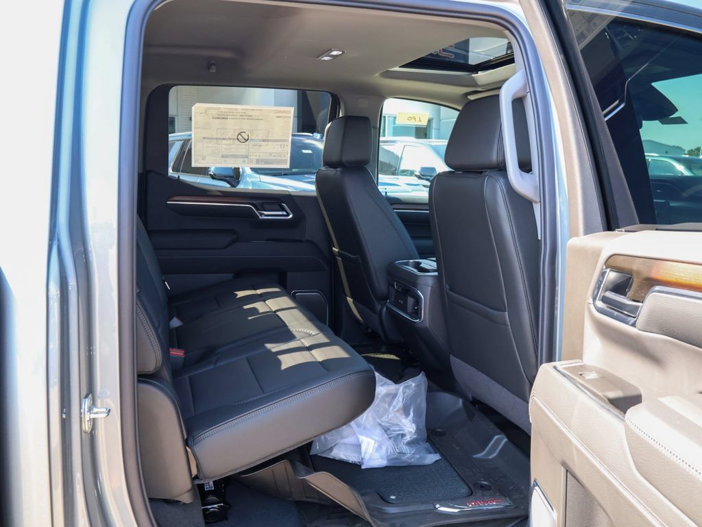New 2026 GMC Sierra 1500 Denali w/ Denali Reserve Package AWD/4WD image 33