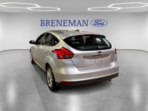 Used 2016 Ford Focus SE w/ Reverse Sensing Package image 7