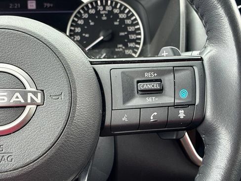 Used 2023 Nissan Rogue SL AWD/4WD image 41