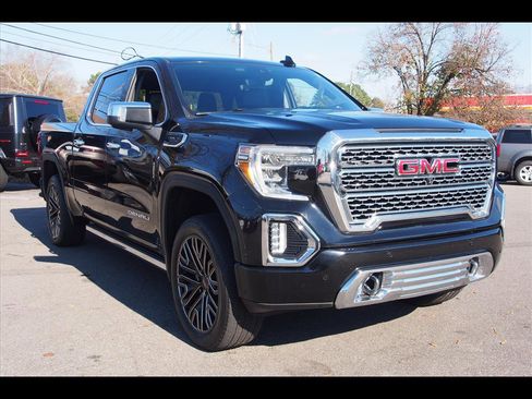 Used 2019 GMC Sierra 1500 Denali w/ Technology Package image 10