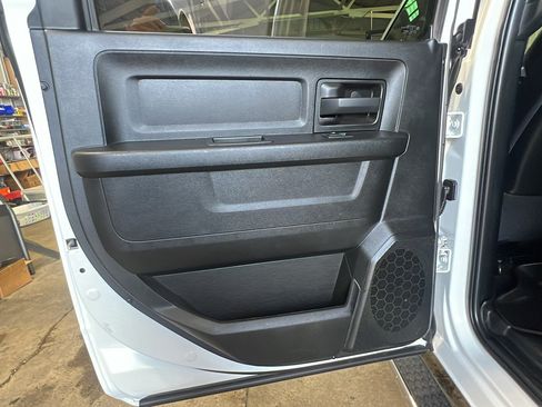 Used 2021 RAM 2500 Tradesman w/ Chrome Appearance Group AWD/4WD image 15