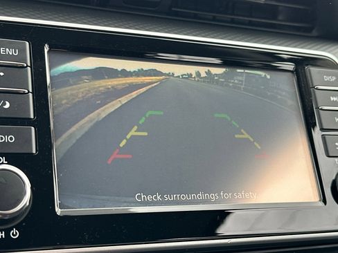 Used 2021 Nissan Kicks S FWD image 20
