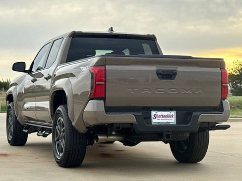 Used 2026 Toyota Tacoma TRD Sport RWD image 7