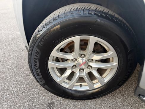 Used 2015 GMC Yukon XL SLT image 47