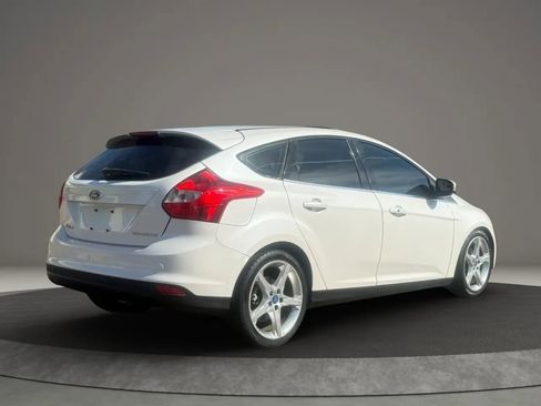 Used 2012 Ford Focus Titanium image 5