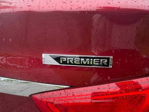 Used 2018 Chevrolet Impala Premier w/ Premier Confidence Package FWD image 9