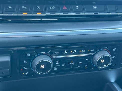 New 2026 Chevrolet Silverado 1500 High Country image 17