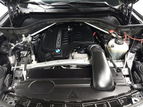 Used 2017 BMW X5 xDrive35i AWD/4WD image 29