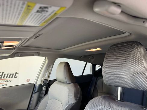 Used 2024 Subaru Crosstrek 2.0i Premium image 4