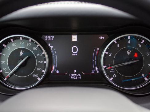 Used 2022 Maserati Ghibli Modena Q4 image 15