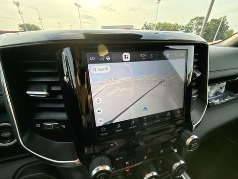 Used 2022 RAM 1500 Laramie image 14