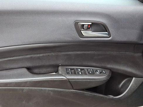 Used 2020 Acura ILX FWD image 13