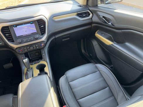 Used 2019 GMC Acadia Denali w/ Technology Package image 16