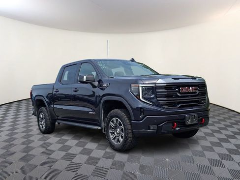 Used 2024 GMC Sierra 1500 AT4 w/ AT4 Premium Package AWD/4WD image 1