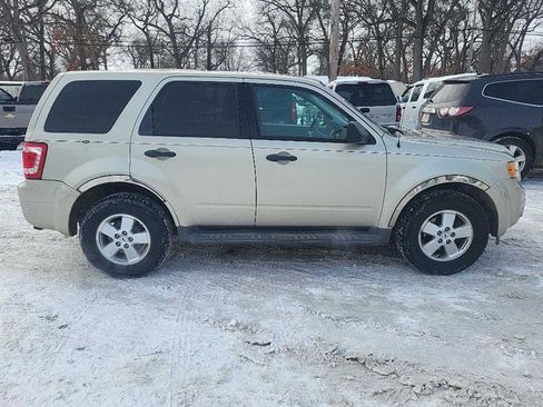 Used 2012 Ford Escape XLS image 8