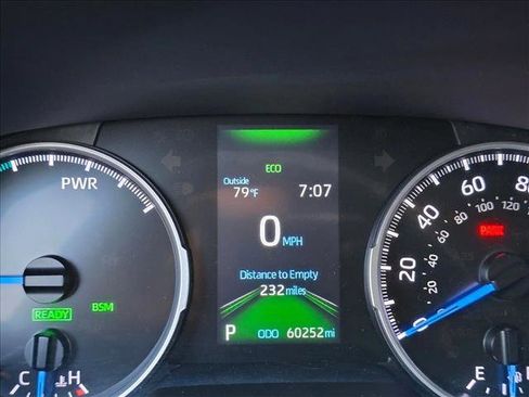 Certified 2021 Toyota RAV4 XLE w/ Convenience Package AWD/4WD image 15