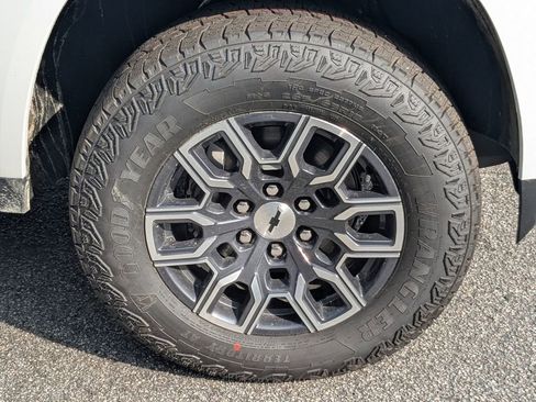 New 2026 Chevrolet Colorado Z71 w/ Technology Package image 11