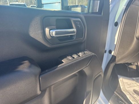 New 2026 Chevrolet Silverado 2500 Custom w/ Custom Value Package image 10