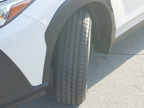 Used 2024 Subaru Crosstrek 2.0i Premium image 31