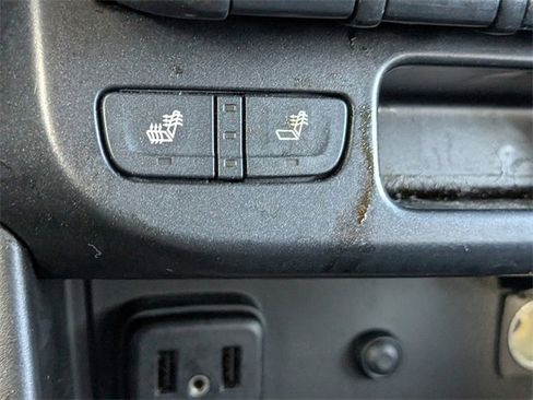 Used 2019 Chevrolet Colorado Z71 w/ LPO, Premium Interior Package image 21