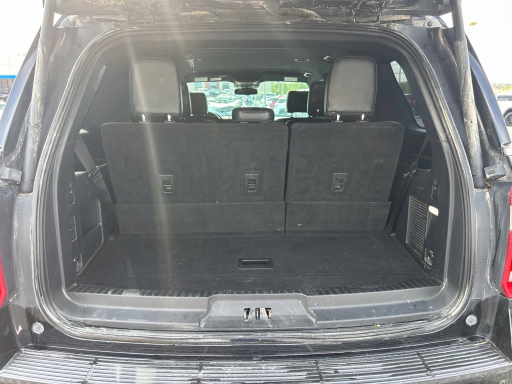 Used 2019 Ford Expedition XLT w/ Equipment Group 202A AWD/4WD image 35