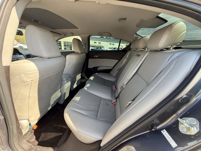 Used 2017 Acura ILX FWD image 13