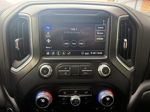 Used 2020 GMC Sierra 2500 AT4 w/ AT4 Premium Package image 23