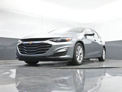 Used 2024 Chevrolet Malibu LT image 34