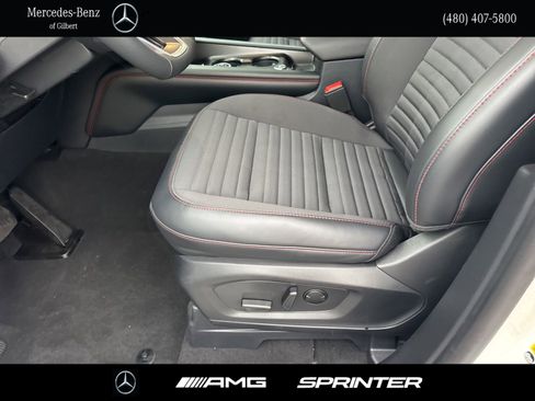 Used 2025 Ford Explorer ST-Line image 13