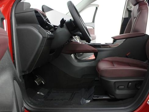 New 2026 Buick Envision Sport Touring image 19