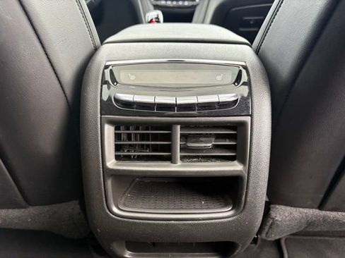 Used 2024 Cadillac XT5 Premium Luxury image 33