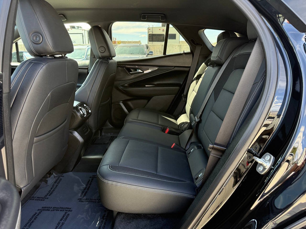 Used 2024 Chevrolet Blazer EV LT AWD/4WD image 14