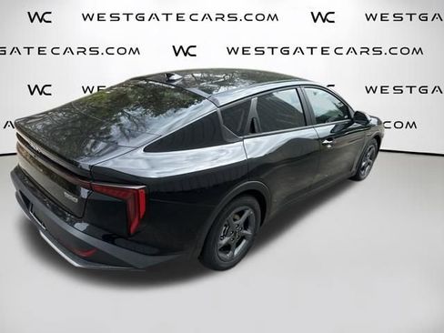 New 2025 Kia K4 LXS image 30