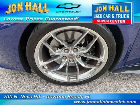 Used 2025 Chevrolet Corvette Z06 RWD image 19