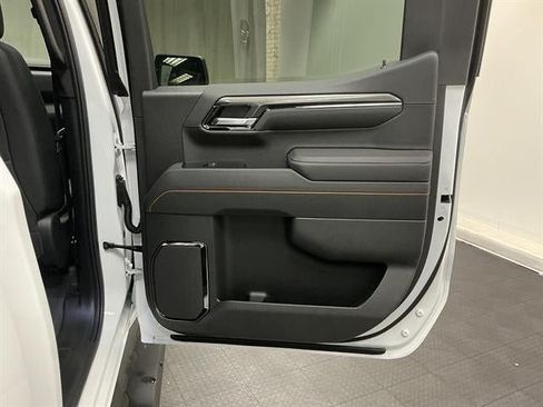 New 2026 GMC Sierra 1500 AT4 w/ AT4 Premium Package AWD/4WD image 15