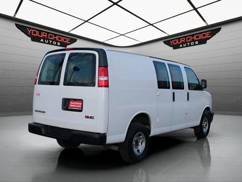 Used 2021 GMC Savana 2500 w/ Driver Convenience Package image 3
