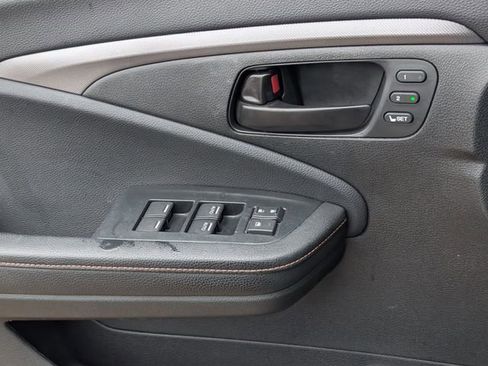 Used 2023 Honda Passport TrailSport image 24