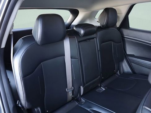 Used 2023 Kia Sportage EX image 19