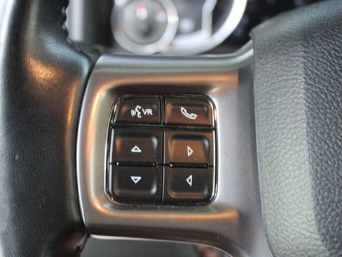 Used 2022 RAM 1500 Warlock AWD/4WD image 15