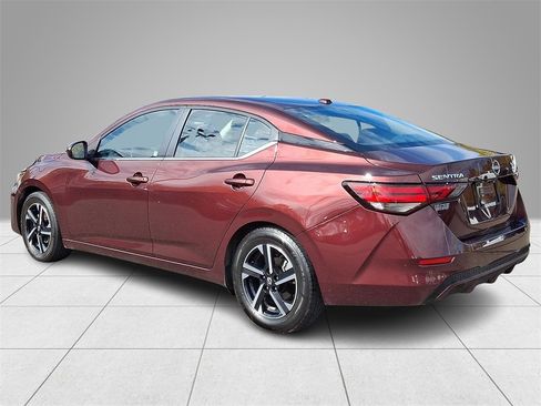 Used 2024 Nissan Sentra SV image 6