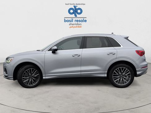 Used 2022 Audi Q3 2.0T Premium Plus w/ Premium Plus Package image 6