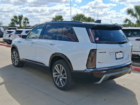 New 2026 Cadillac Vistiq Sport image 8