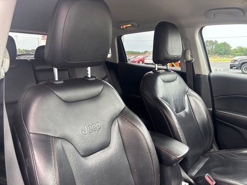 Used 2019 Jeep Compass Limited FWD image 16