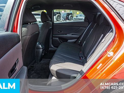 Used 2025 Hyundai Elantra Sport FWD image 20