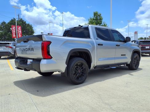 Used 2024 Toyota Tundra SR5 RWD image 4