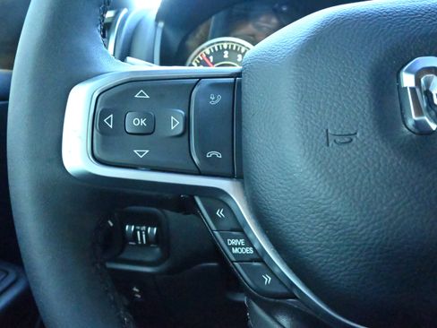 Used 2025 RAM 1500 Big Horn image 29